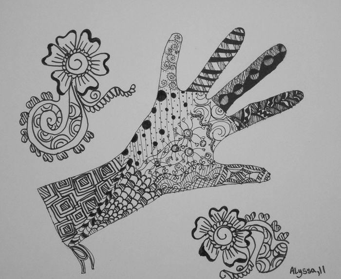 Art Studio PALETTE. Alyssa Lukose Picture.  Marker Fantasy Zentangle 