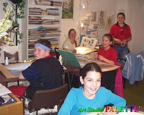 Art Studio PALETTE.   2001 Dragana, Stefan, Nevena, Dona, Brankica